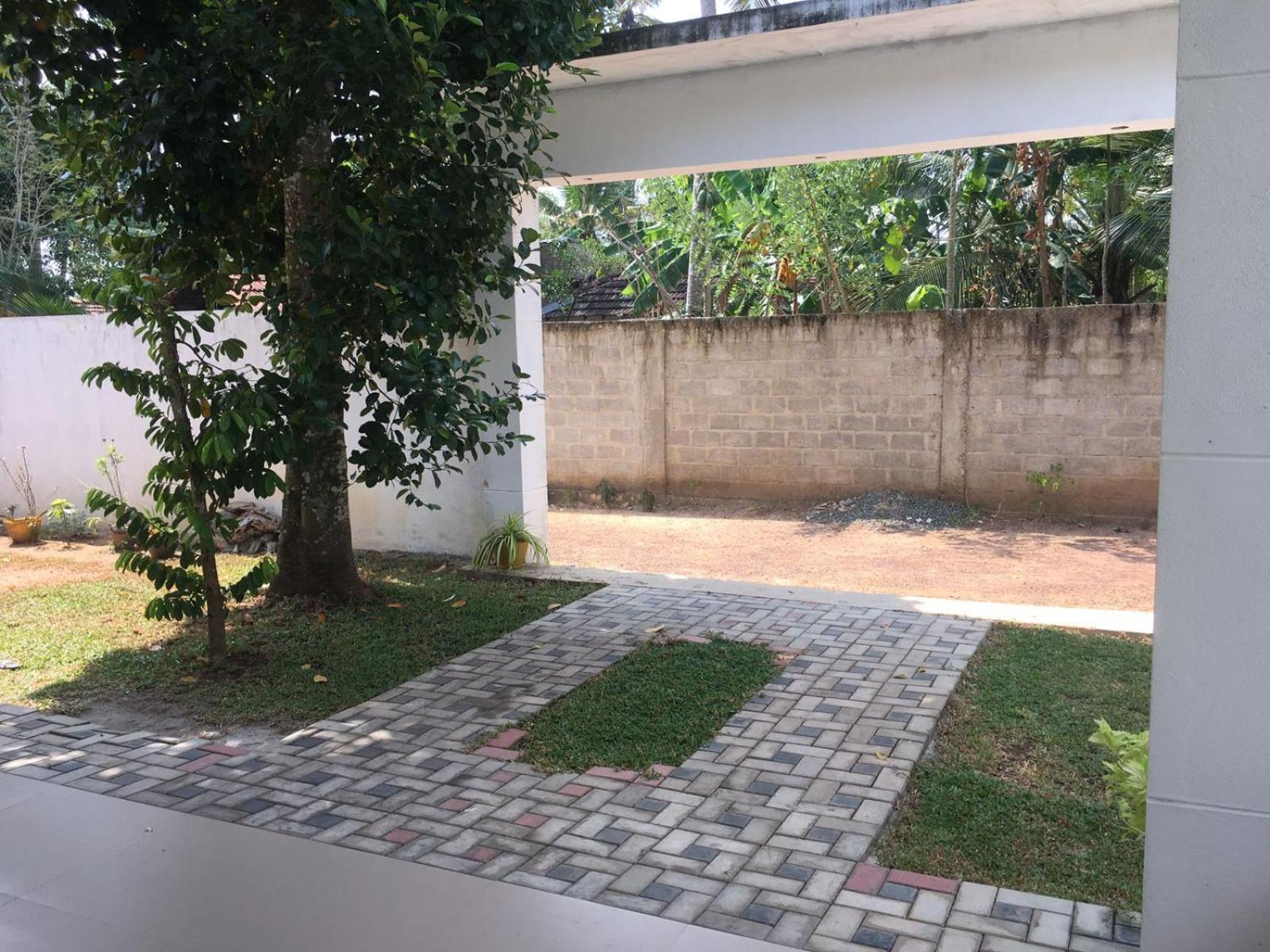 Bosadi Homestay Katunayaka Exterior foto